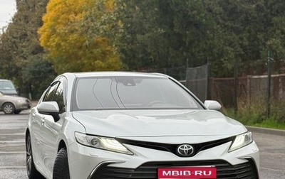 Toyota Camry, 2021 год, 2 950 000 рублей, 1 фотография