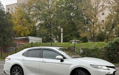 Toyota Camry, 2021 год, 2 950 000 рублей, 2 фотография