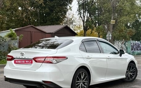 Toyota Camry, 2021 год, 2 950 000 рублей, 3 фотография