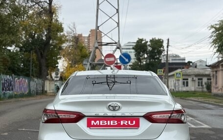 Toyota Camry, 2021 год, 2 950 000 рублей, 4 фотография