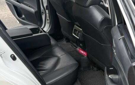 Toyota Camry, 2021 год, 2 950 000 рублей, 10 фотография