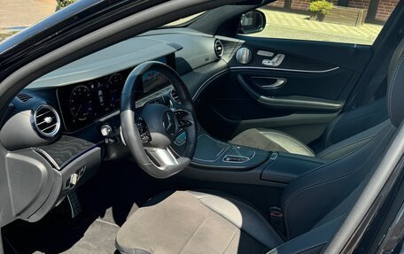 Mercedes-Benz E-Класс, 2021 год, 4 770 000 рублей, 8 фотография