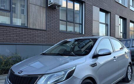 KIA Rio III рестайлинг, 2014 год, 990 000 рублей, 2 фотография