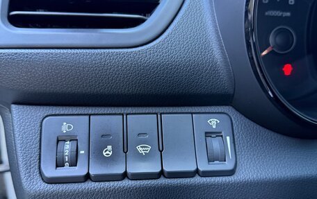 KIA Rio III рестайлинг, 2014 год, 990 000 рублей, 14 фотография