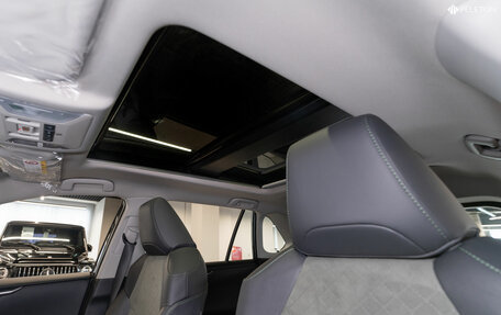 Toyota RAV4, 2025 год, 4 300 000 рублей, 10 фотография