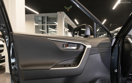 Toyota RAV4, 2025 год, 4 300 000 рублей, 14 фотография