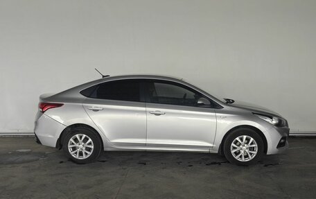 Hyundai Solaris II рестайлинг, 2017 год, 1 079 000 рублей, 8 фотография