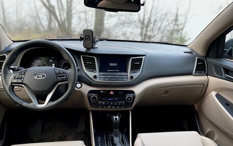 Hyundai Tucson III, 2018 год, 1 950 000 рублей, 8 фотография