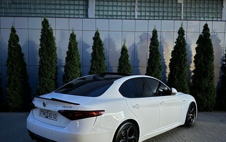 Alfa Romeo Giulia II, 2018 год, 2 370 000 рублей, 3 фотография