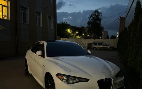 Alfa Romeo Giulia II, 2018 год, 2 370 000 рублей, 4 фотография