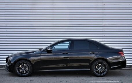 Mercedes-Benz E-Класс, 2019 год, 3 400 000 рублей, 16 фотография