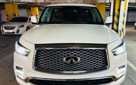 Infiniti QX80 I рестайлинг, 2020 год, 6 000 000 рублей, 2 фотография