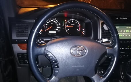 Toyota Land Cruiser Prado 120 рестайлинг, 2008 год, 2 000 000 рублей, 7 фотография