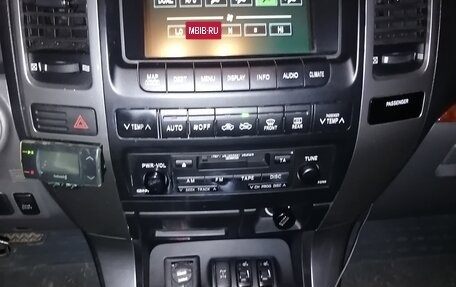 Toyota Land Cruiser Prado 120 рестайлинг, 2008 год, 2 000 000 рублей, 8 фотография