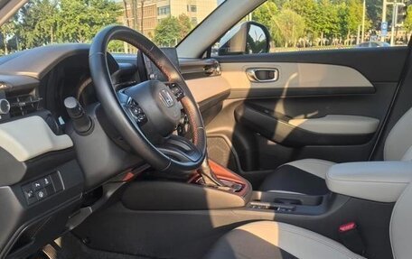 Honda Vezel, 2022 год, 1 545 000 рублей, 7 фотография