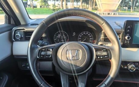 Honda Vezel, 2022 год, 1 545 000 рублей, 9 фотография