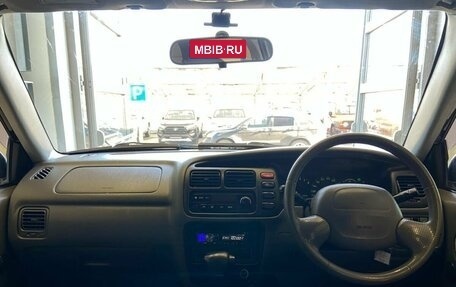 Suzuki Escudo III, 2000 год, 600 000 рублей, 11 фотография