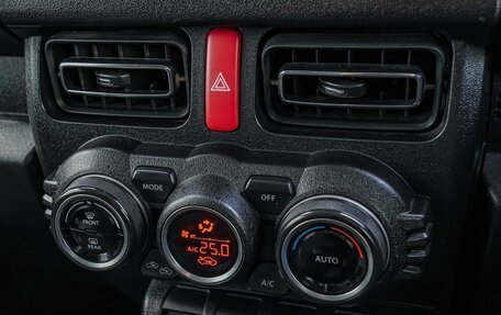 Suzuki Jimny, 2021 год, 2 950 000 рублей, 13 фотография