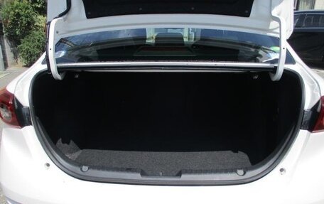 Mazda Axela, 2016 год, 950 000 рублей, 14 фотография