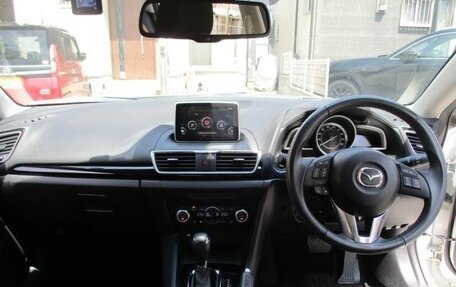 Mazda Axela, 2016 год, 950 000 рублей, 11 фотография