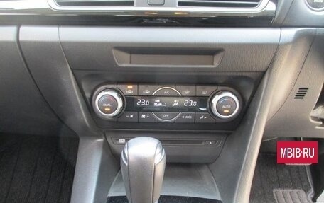 Mazda Axela, 2016 год, 950 000 рублей, 13 фотография