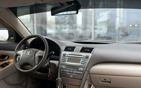 Toyota Camry, 2006 год, 1 200 000 рублей, 6 фотография