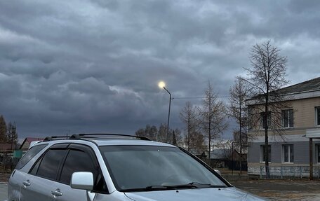 Lexus RX IV рестайлинг, 2000 год, 1 800 000 рублей, 5 фотография