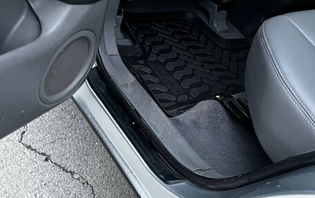 Lexus RX IV рестайлинг, 2000 год, 1 800 000 рублей, 17 фотография