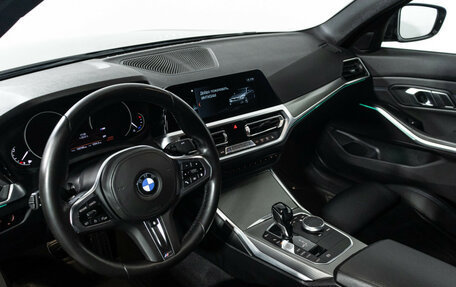 BMW 3 серия, 2019 год, 3 190 000 рублей, 11 фотография