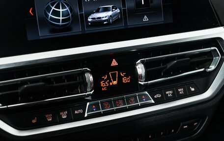 BMW 3 серия, 2019 год, 3 190 000 рублей, 19 фотография