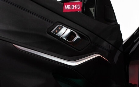 BMW 3 серия, 2019 год, 3 190 000 рублей, 20 фотография