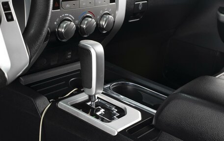 Toyota Tundra II, 2019 год, 5 670 000 рублей, 11 фотография