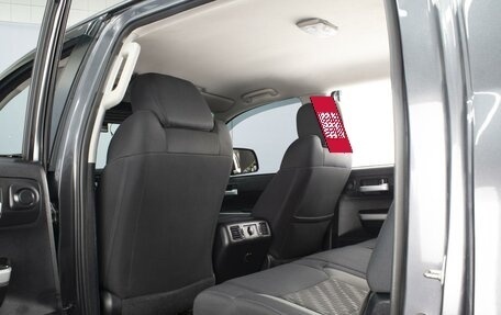 Toyota Tundra II, 2019 год, 5 670 000 рублей, 10 фотография