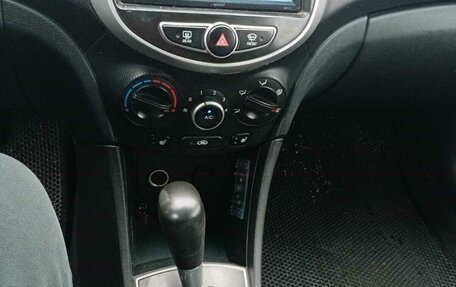 Hyundai Solaris II рестайлинг, 2014 год, 650 000 рублей, 16 фотография