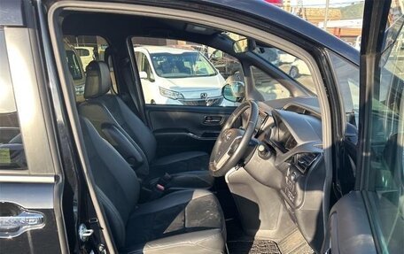 Toyota Voxy, 2022 год, 2 400 005 рублей, 6 фотография