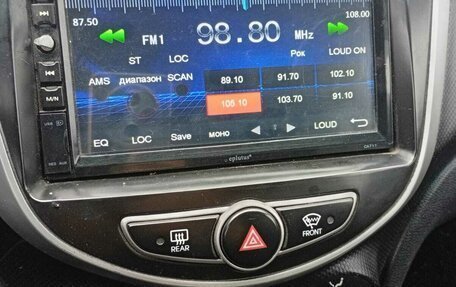 Hyundai Solaris II рестайлинг, 2014 год, 650 000 рублей, 17 фотография