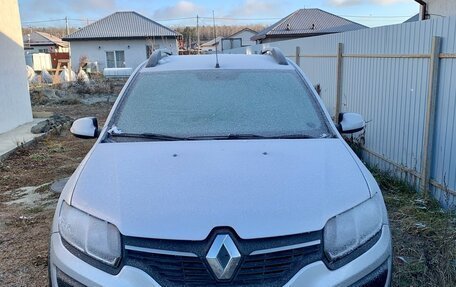 Renault Sandero II рестайлинг, 2015 год, 830 000 рублей, 1 фотография