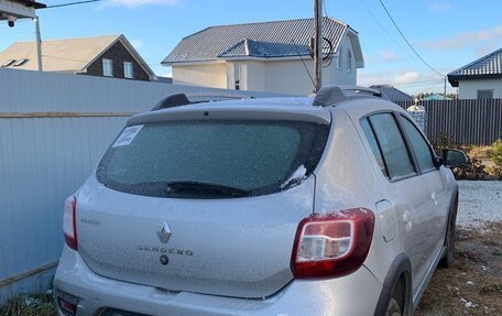 Renault Sandero II рестайлинг, 2015 год, 830 000 рублей, 2 фотография