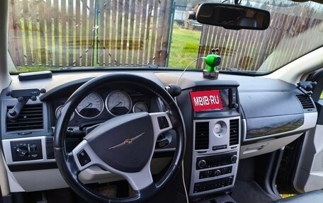 Chrysler Voyager IV, 2008 год, 900 000 рублей, 10 фотография