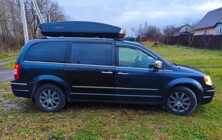 Chrysler Voyager IV, 2008 год, 900 000 рублей, 20 фотография