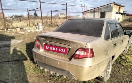 Daewoo Nexia I рестайлинг, 2011 год, 250 000 рублей, 5 фотография