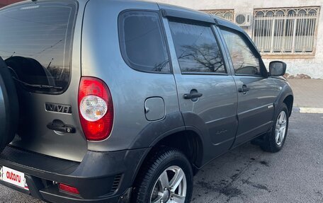 Chevrolet Niva I рестайлинг, 2015 год, 620 000 рублей, 5 фотография