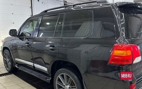 Toyota Land Cruiser 200, 2010 год, 3 000 000 рублей, 5 фотография