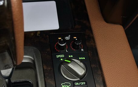 Toyota Land Cruiser 200, 2010 год, 3 000 000 рублей, 19 фотография