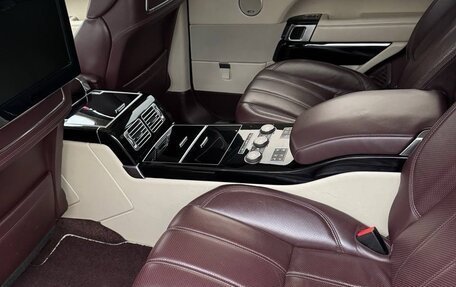 Land Rover Range Rover IV рестайлинг, 2015 год, 4 200 000 рублей, 31 фотография