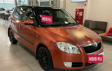 Skoda Fabia II, 2008 год, 299 000 рублей, 2 фотография