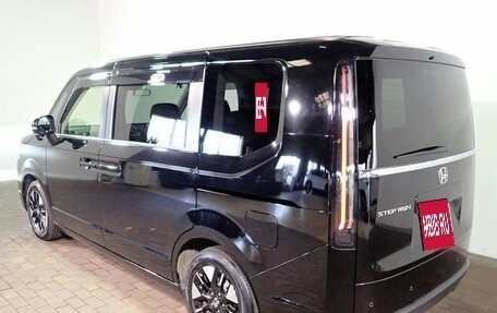 Honda Stepwgn, 2022 год, 1 950 555 рублей, 4 фотография