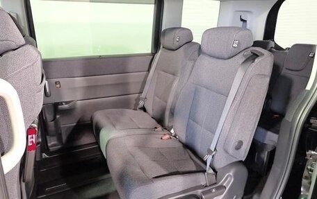 Honda Stepwgn, 2022 год, 1 950 555 рублей, 13 фотография