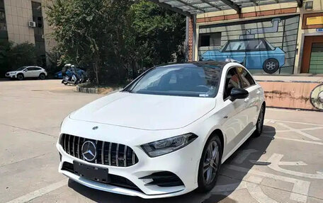 Mercedes-Benz A-Класс, 2022 год, 1 880 000 рублей, 1 фотография