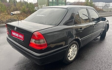 Mercedes-Benz C-Класс, 1996 год, 225 000 рублей, 3 фотография